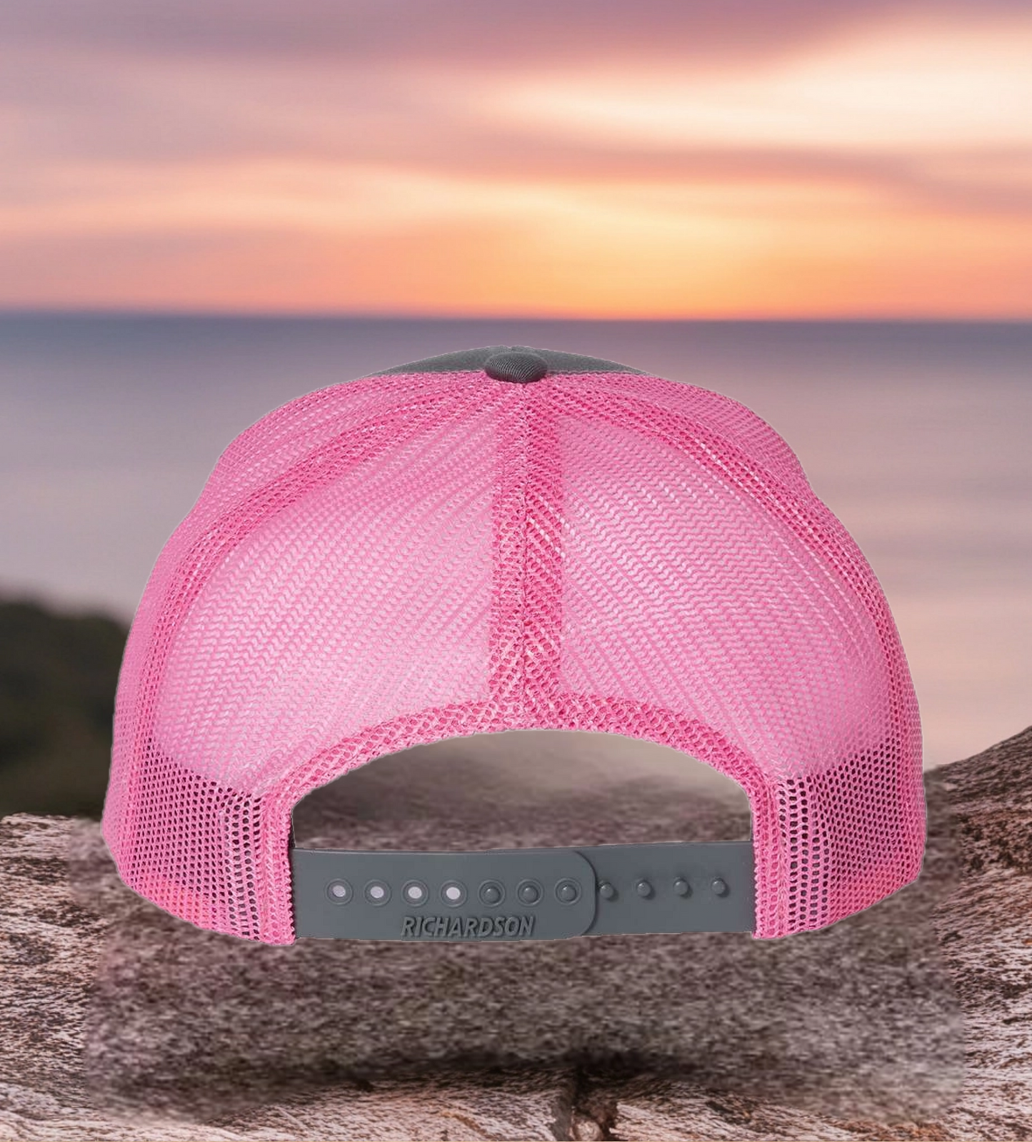 FUGA HAT Pre-curved bill Charcoal/ Pink